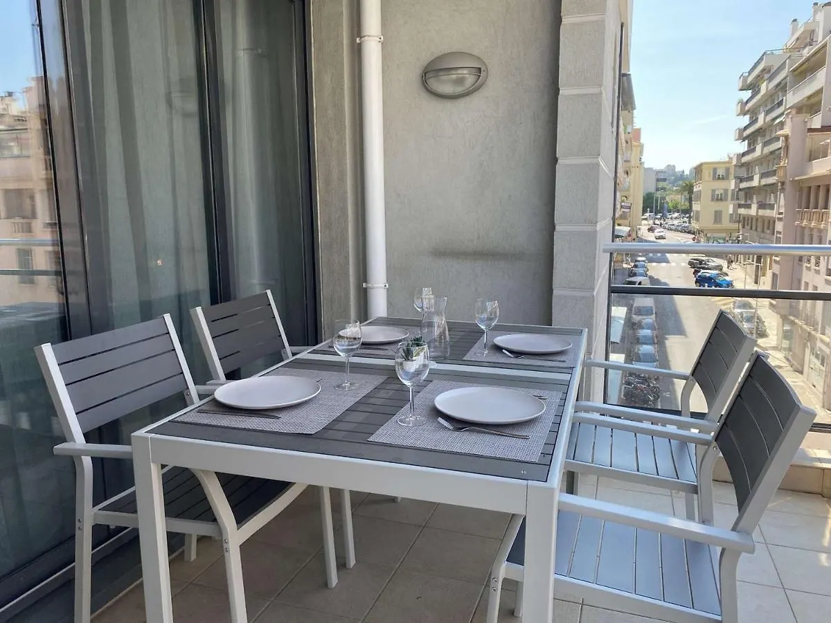 Apartment Appartement Climatise 4 Couchages Avec Terrasse Et Parking Securise A Antibes, Proche Port Et Mer - Fr-1-252-180 France