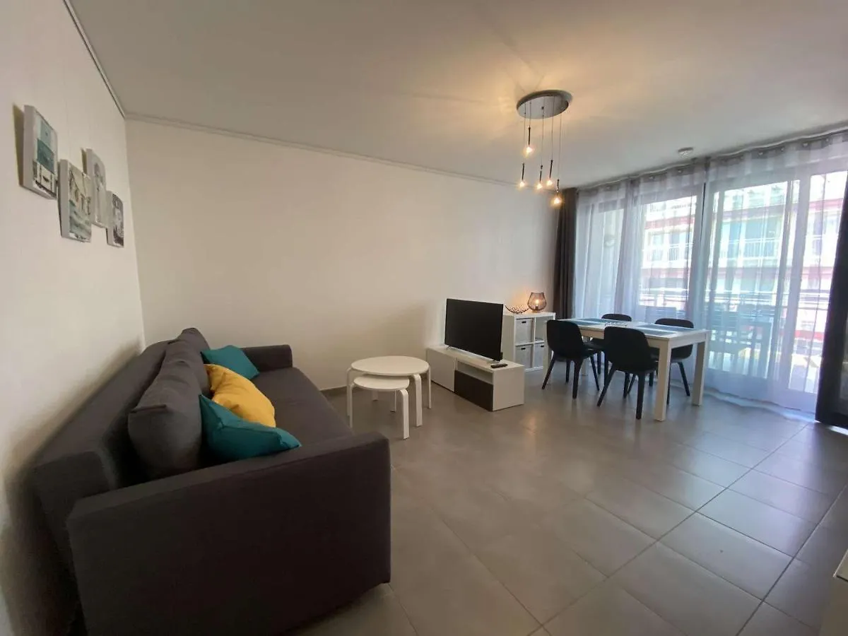 Appartement Climatise 4 Couchages Avec Terrasse Et Parking Securise A Antibes, Proche Port Et Mer - Fr-1-252-180 Apartment Antibes